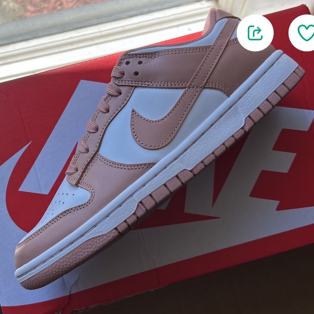 8.5 white and rose dunks